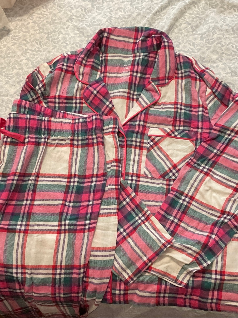 Kohl's Pink and Green Plaid Flannel Pajama Set